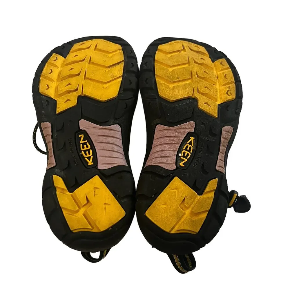 Keen Kids Lavender Purple Swim Hiking Shoes Sandals 4